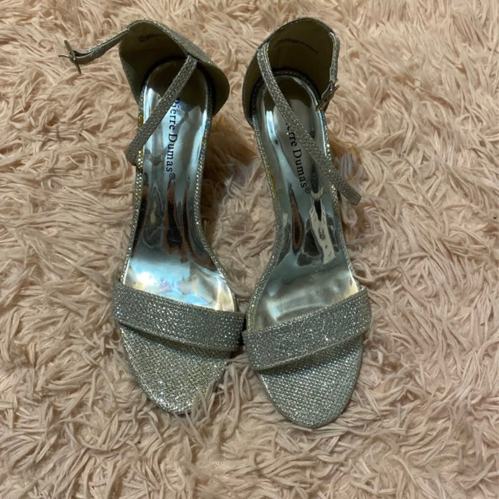 shoes size 7